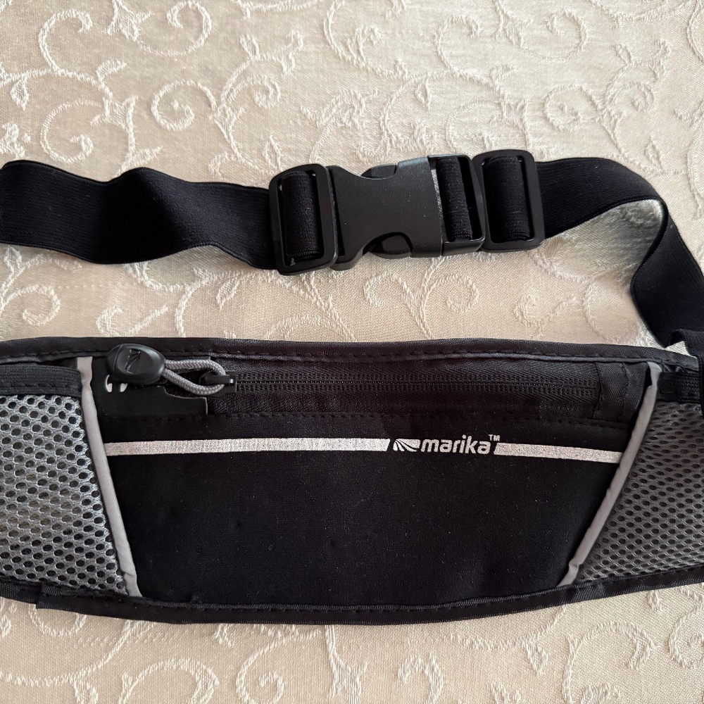 * SALE * NEW MARIKA Belt Running Bag-Thin/pockets
